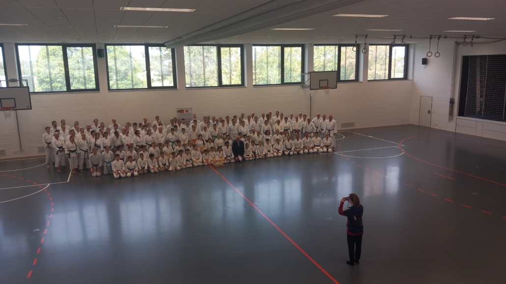 20260919_125958 LG Oberasbach Chees Gruppenbild mit Bürgermeister
